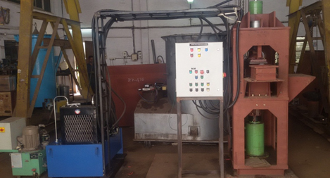 Semi Automatic Mud Block Machine